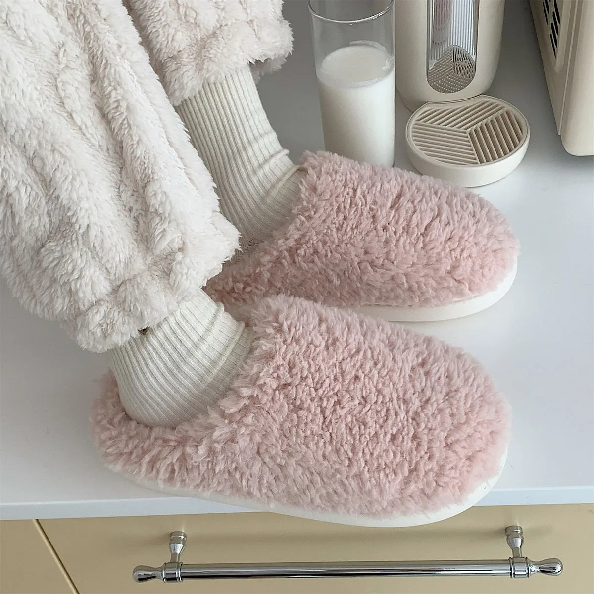 Pantofole da donna autunno e inverno Mop in cotone scamosciato riccio per il tempo libero Pantofole in cotone con fondo morbido per casa moda casa camera da letto verde caldo e carino Pantofole taglia 36-41