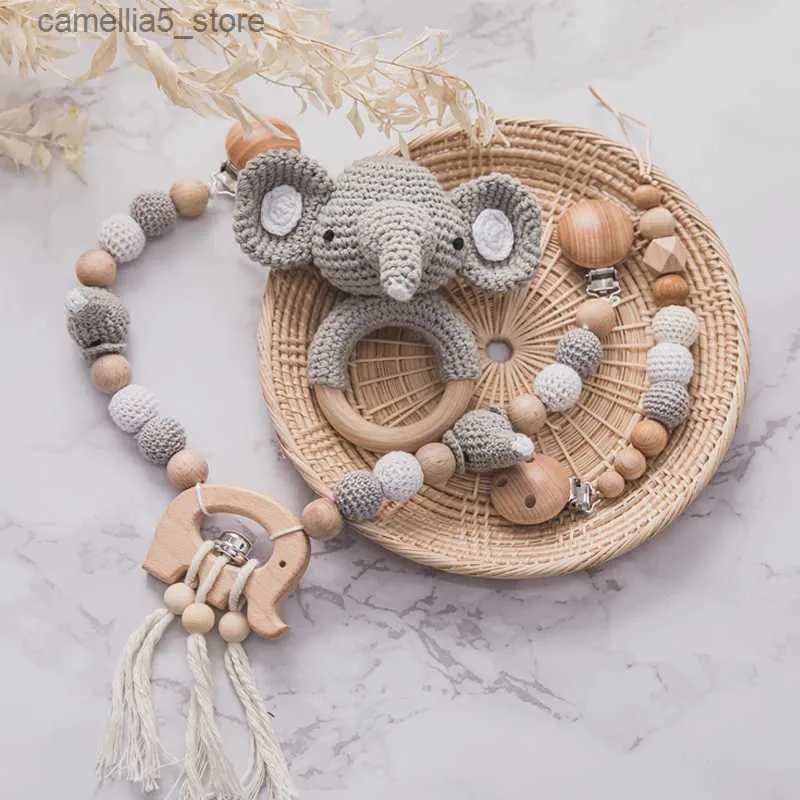 Mobiler# 1set Baby Toys Wood Pram Clip Crochet Elephant Dummy Soother Chain Clip Animal TingeThing Armband Crib Mobile barnvagn Toys Gifts Q231017