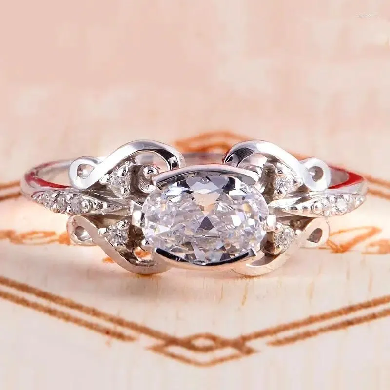 Anéis de casamento Huitan nobre senhora banda com design delicado brilhante zircônia cúbica dedo jóias moda feminina acessórios de noivado
