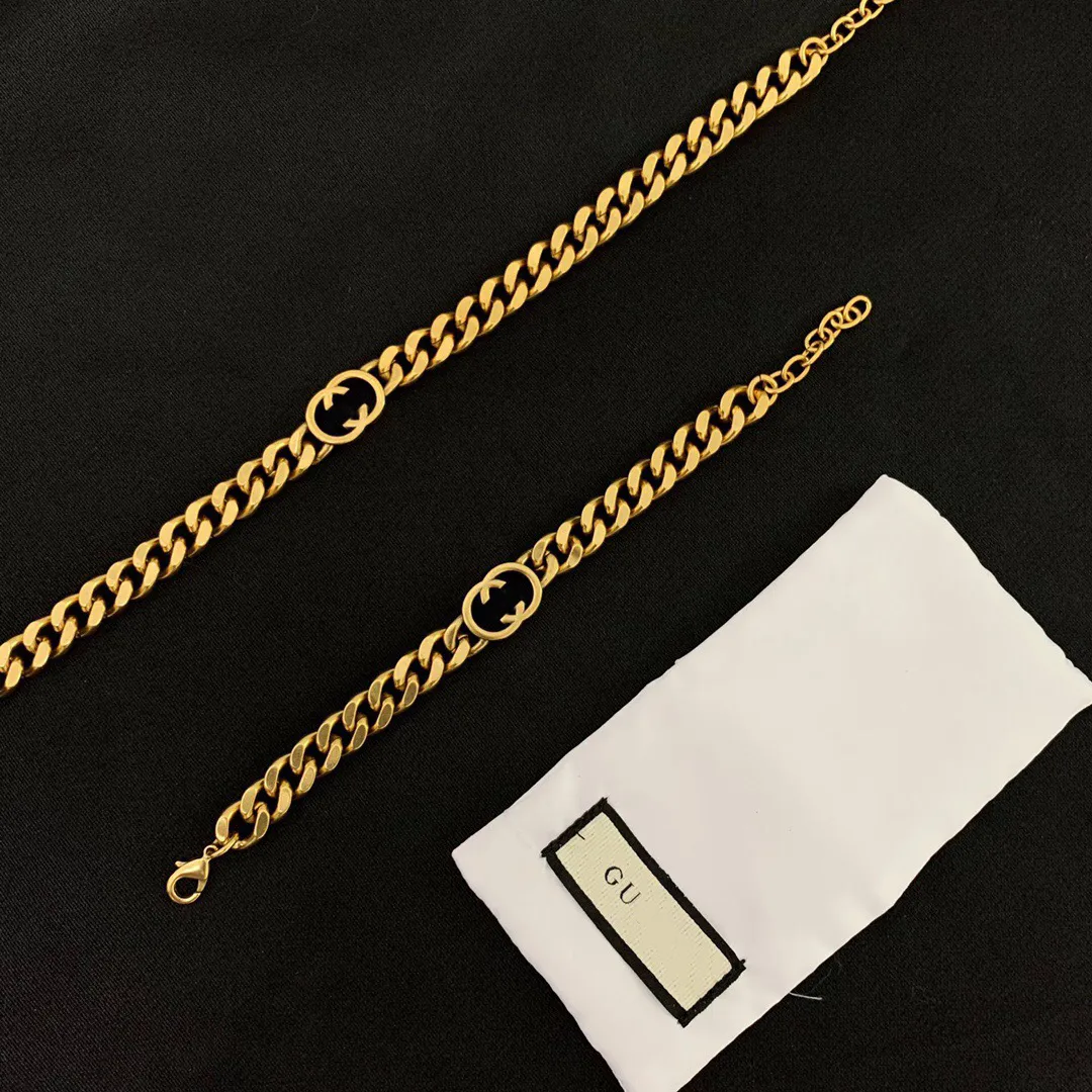Dames Designer Oorbellen Ketting Armband Messing Eenvoudige Letter Hanger Mode-sieraden Zonder Doos