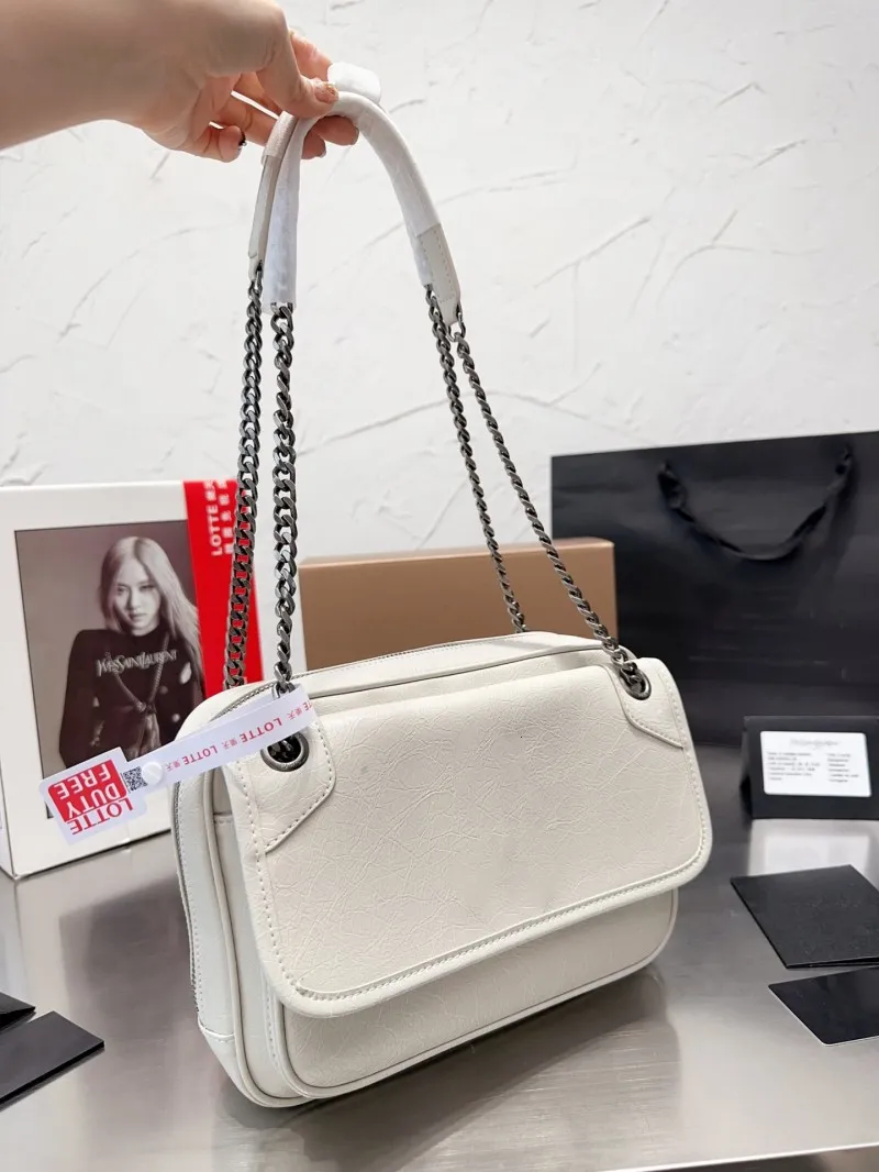Women Flip cover messenger bag Fashion Shopping Satchels Shoulder Bags hobo handbag tote genuine leather chain outdoor crossbody bag Luxury designer purses wallet