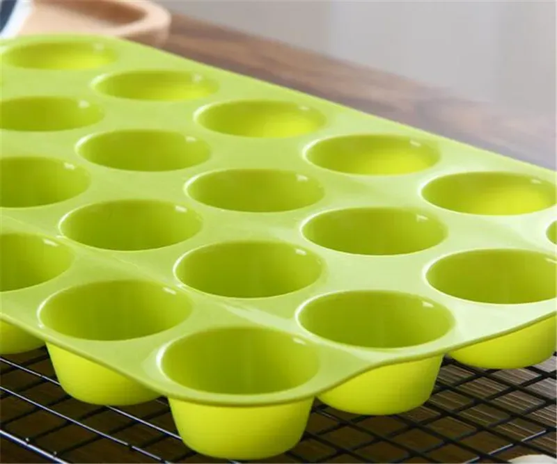 Mini Muffin Cup 24 Cavity Silicone Soap  Cupcake Bakeware Pan Tray Mould Home DIY Cake Mold XB1