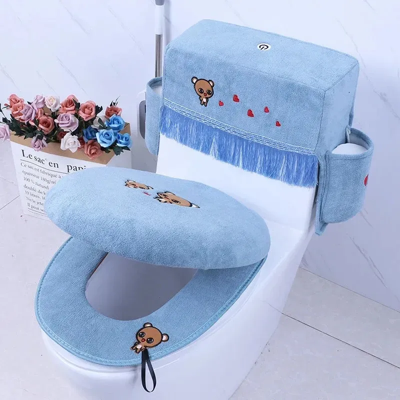 Housses de siège de toilette Tapis de coussin de siège de toilette de salle de bains 3 pièces/ensemble Housse de toilette universelle en peluche avec housses de siège de toilette en dentelle lavable chaud doux 231013