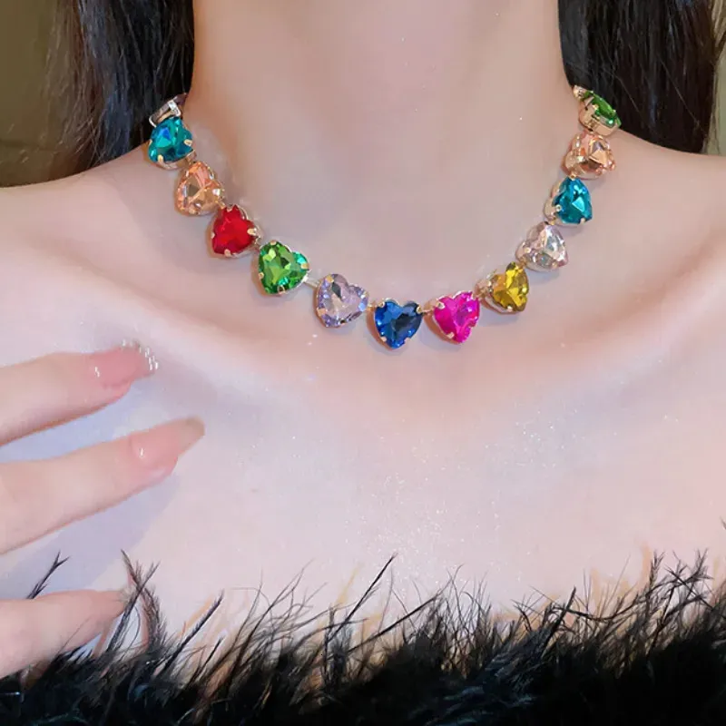 Chokers Luxury Colourful Heart Crystal Choker Necklaces for Women Geometric Clavicle Chain Party Wedding Jewelry 231016
