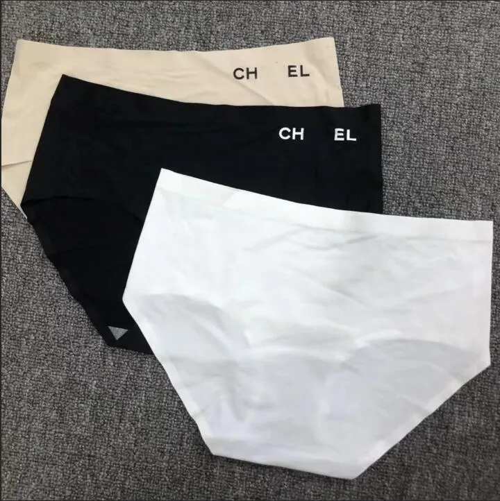 Small Fragrance Brand Designer Womens Underwear Korean version av Invisible Ice Silk Ultra Thin Plus Size Triangle Shorts mode Heta kvinnor i trosor