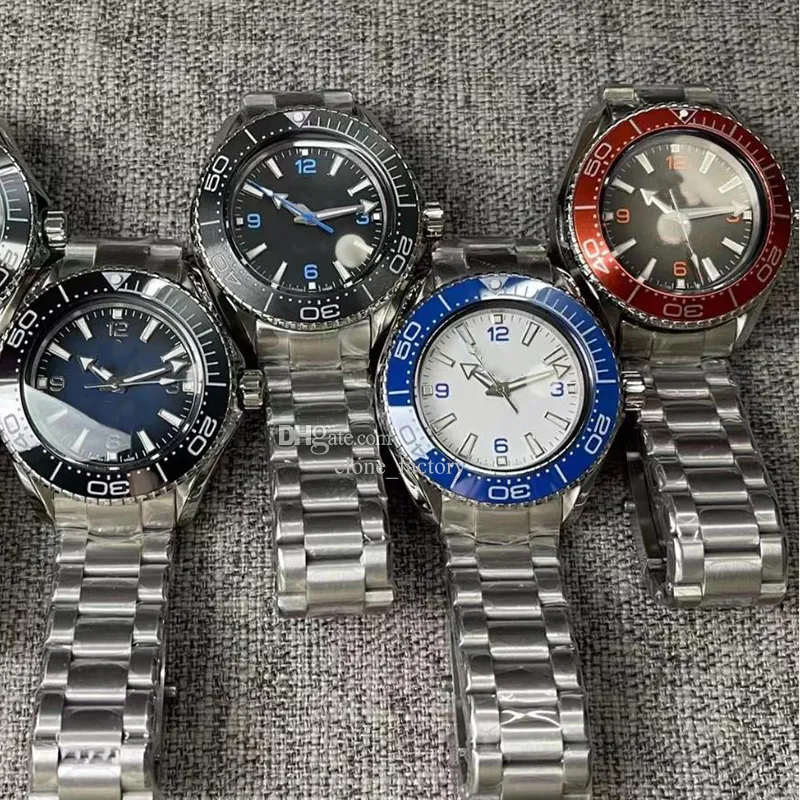 Högkvalitativ affärsmän designer 45mm klonklocka u1top automatisk mekanisk safir glas julklapp lyx mode klocka Montres de luxe relojes de lujo