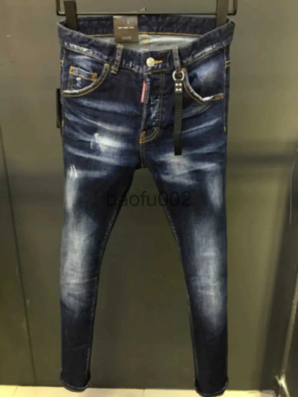 Jeans masculinos 2023 Four Seasons Jeans Masculino D2 Jeans Elástico Slim Fit Calças D2 Hole Patch Wash e Branco Estação Europeia Juventude J231017
