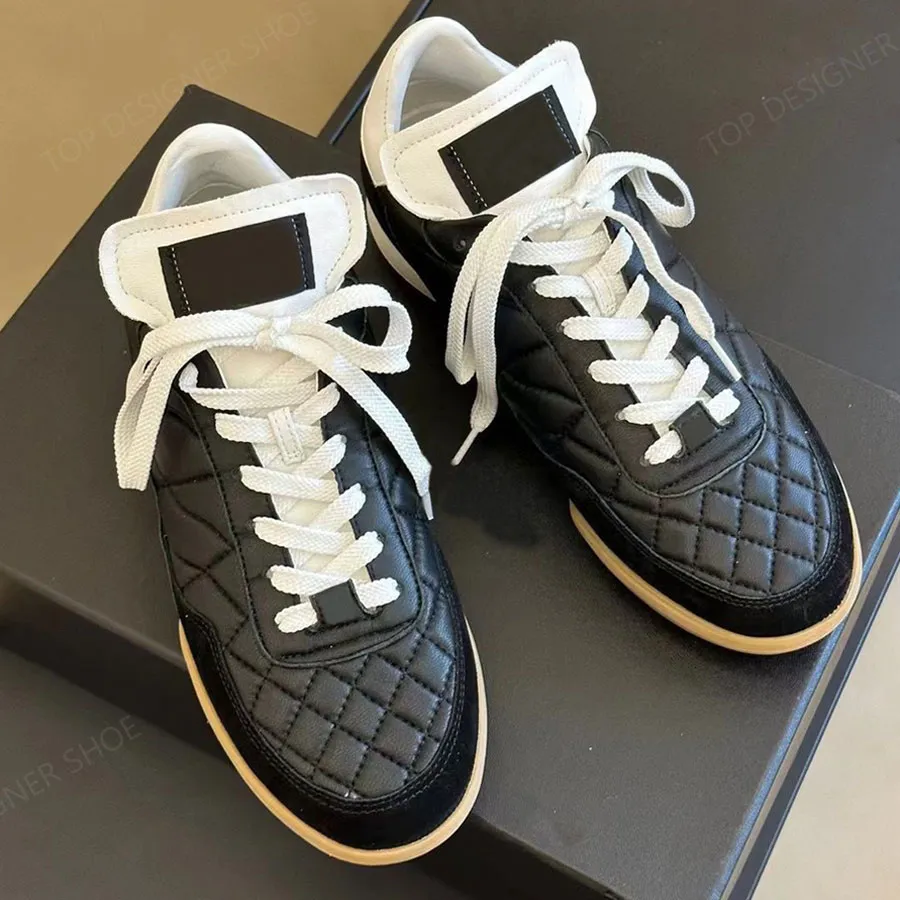 Diamond Lattice Fashion Luxury Designer Tennis Shoes Classic Black White Lace-Up Leather Argyle Running Sneakers Shoes With Box med låda med låda