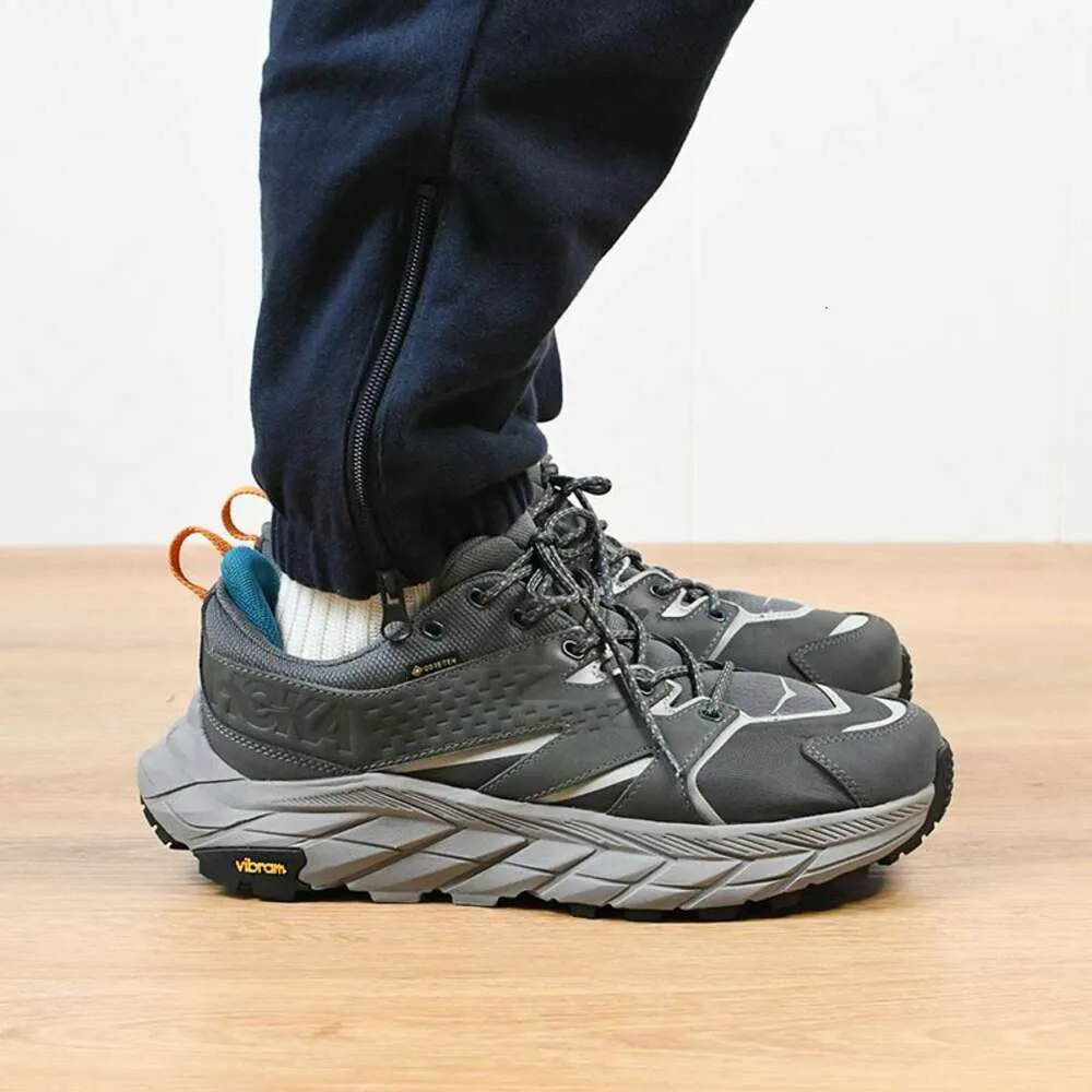 4e wide top hiking shoes