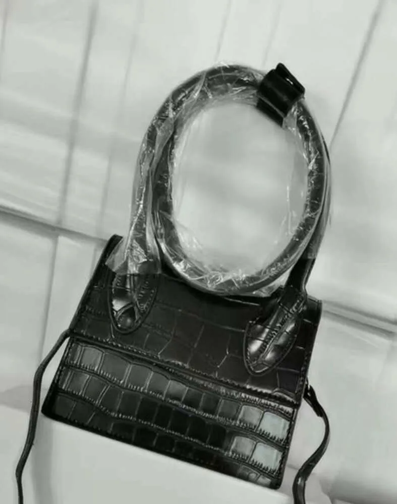 JACIQ 1 2-Loop Nyaste designerväskor Le Bambino Handbag Crossbody Tote Bag Sacoche Muse Fashion Shoulder Split Crocodile Noeud Hand Gift Mini Buy Get Free 2065ESS