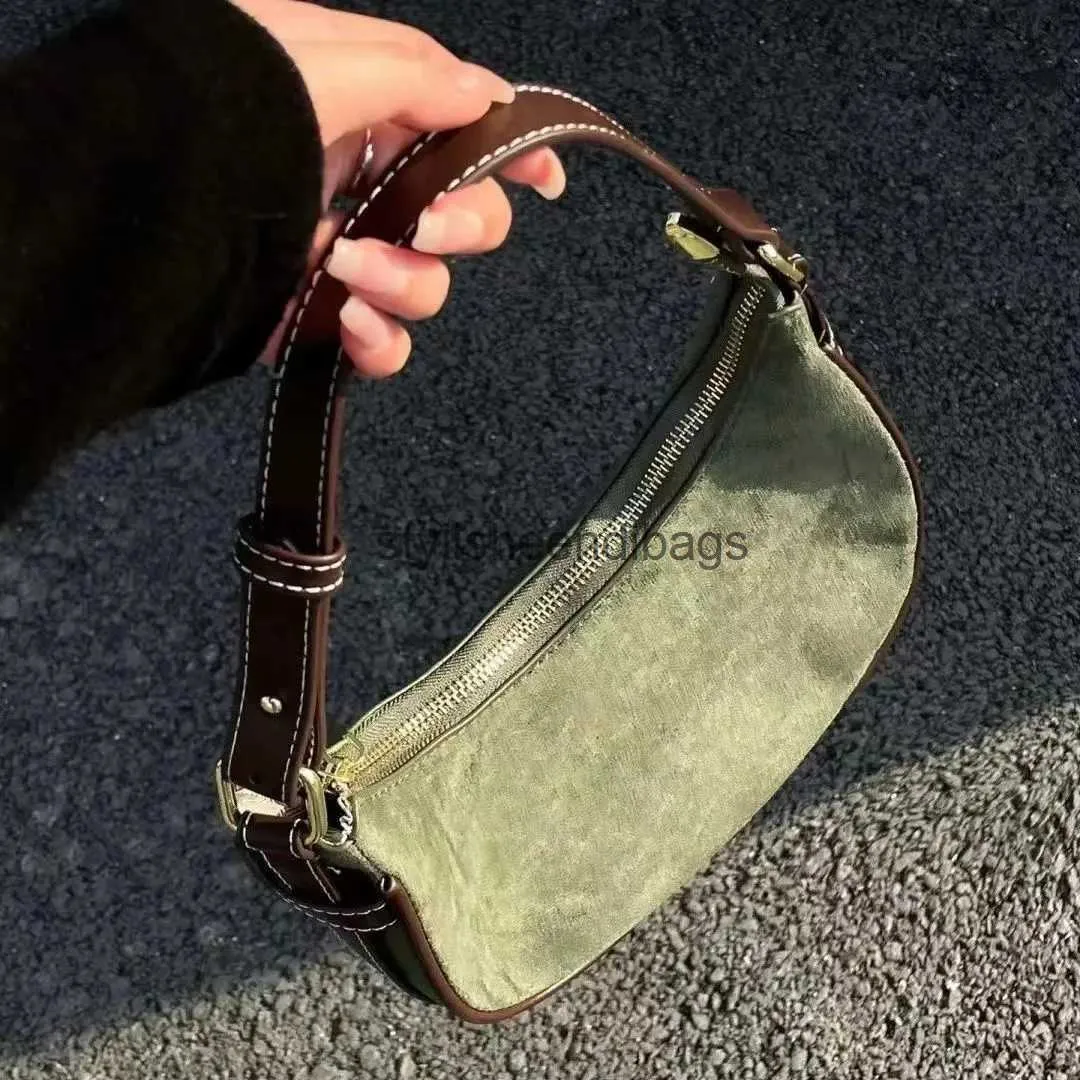 Axelväskor korsar kropp casual grön underarmspåse ny vintage het läder axel väska kvinnlig elegant handväska pursestylisheendibags