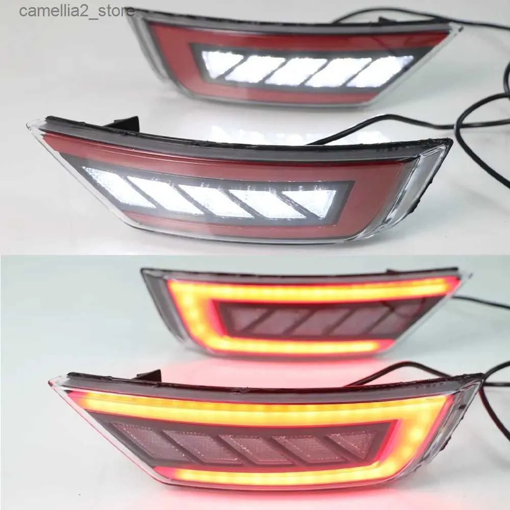 Feux arrière de voiture 2 pièces LED feux de réflecteur de pare-chocs arrière pour Ford Focus hayon 2009 - 2013 pour Ford Focus 2 MK2 Escape Kuga feu de brouillard de signal arrière Q231017