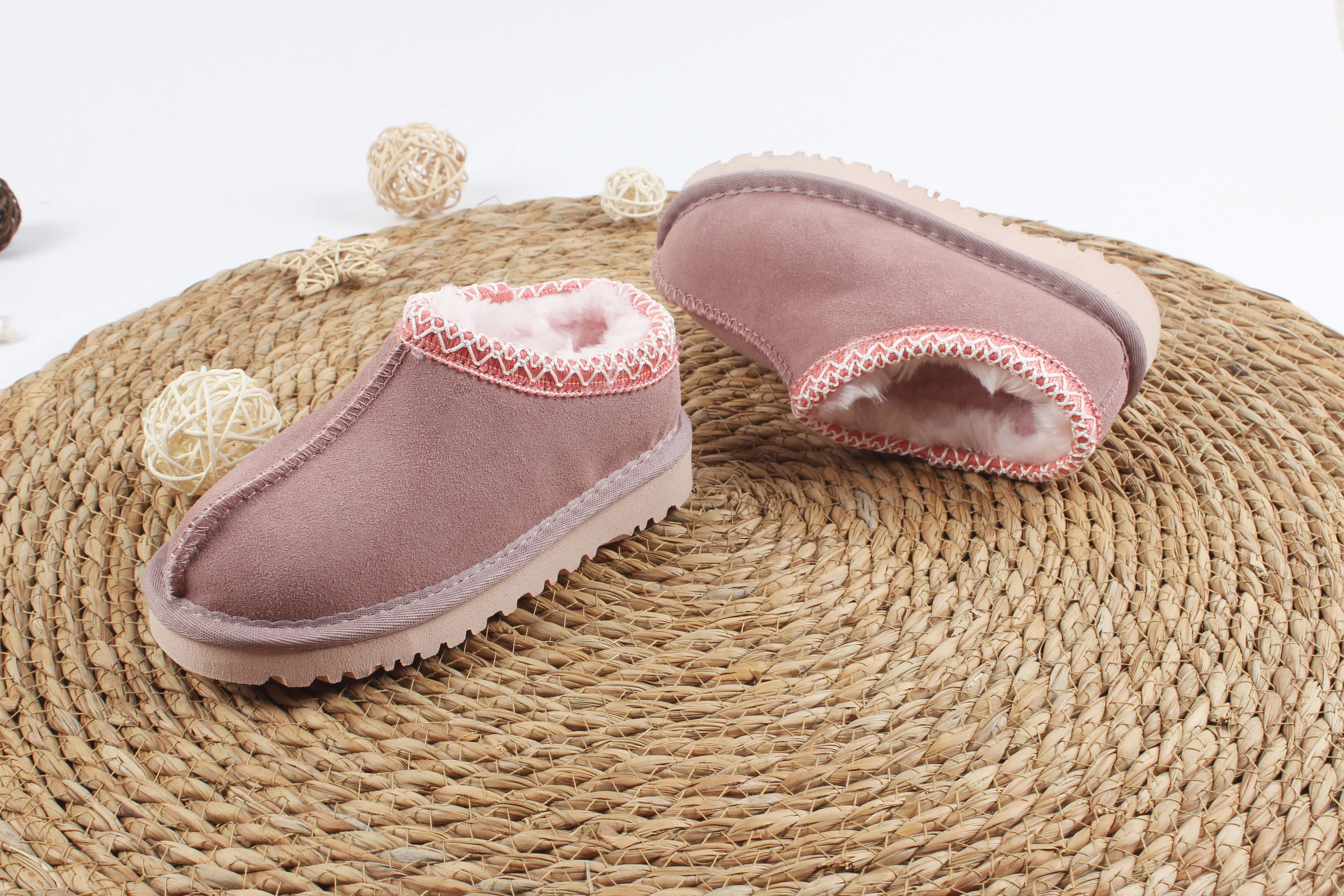 Top Kids Toddler Tasman Slippers uggies braid Tazz Sandals Baby Shoes Chestnut Fur Slides Sheepes Sheerling Classic Ultra Mini Boot Winter Winter Buns Australia