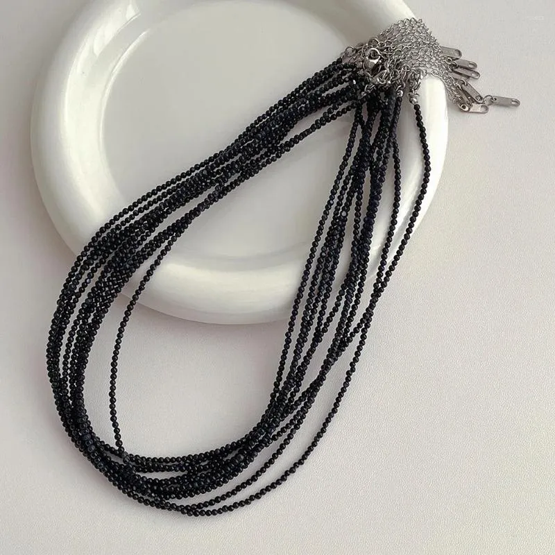 Halsband mit klassischem Charme, schwarze kleine Perlen, Muschelperlen-Halsketten für Frauen, trendiger Schmuck, exquisite Accessoires, zarte Halskette