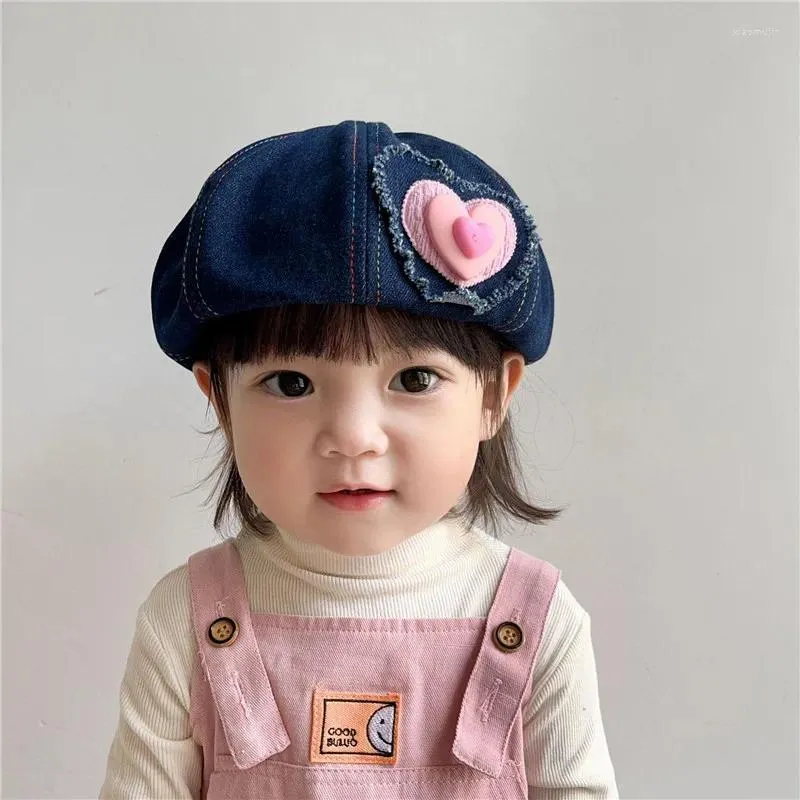 Chapeaux en Denim pour petites filles, chapeau octogonal, mode d'automne, béret décoratif, casquette pour enfants filles, mignon Patch en forme de cœur, Patchwork de peintre