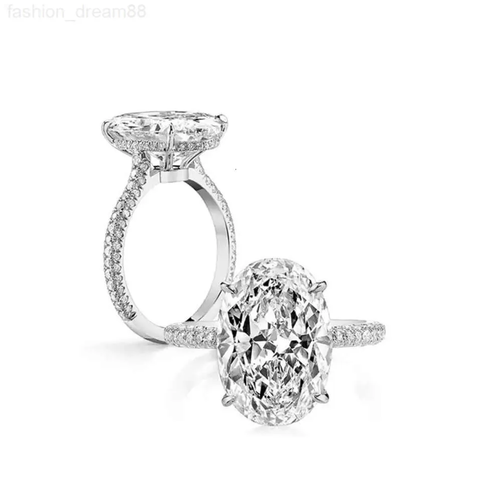 Haute qualité 18K couleur or blanc Moissanite bijoux bague 925 anneaux de mariage en argent pour les femmes scintillant 2.5 carats ovale Zircon diamant bijoux