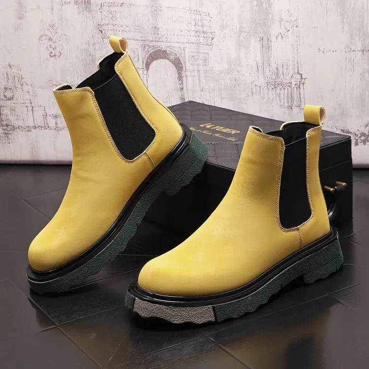 靴 YELLOW TOKYO BLACK PLATFORM SHORT BOOTS YELLO / TOKYO BLACK PLATFORM SHORT BOOTS