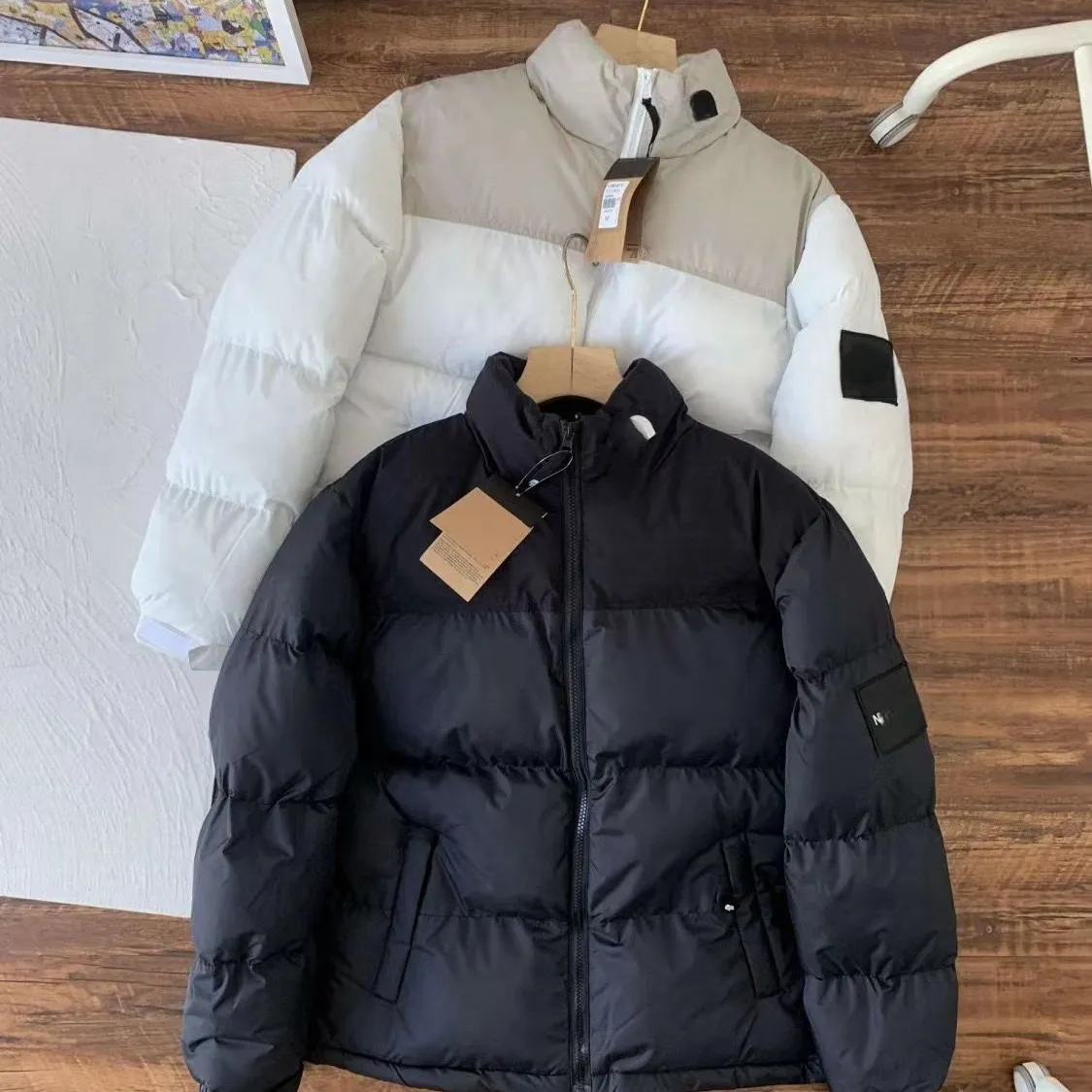 Mens Parkas Coats Womens Down Js jesienna zimowa bawełniana bawełniana moda na zewnątrz swobodny zagęszczony ciepłe unisex topy wiatrowoodporne puffer marki