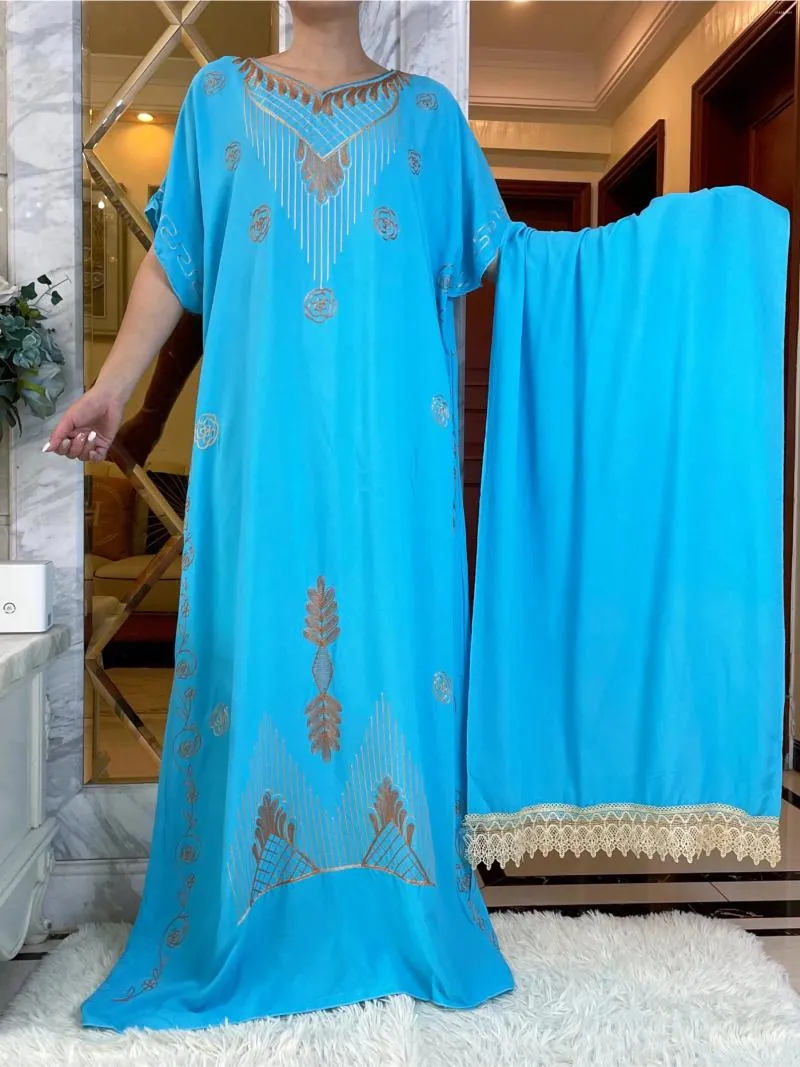 Vêtements ethniques 2023 Robe musulmane pour femmes broderie florale coton manches courtes caftan africain Nigeria Islam Abaya avec grande écharpe en dentelle