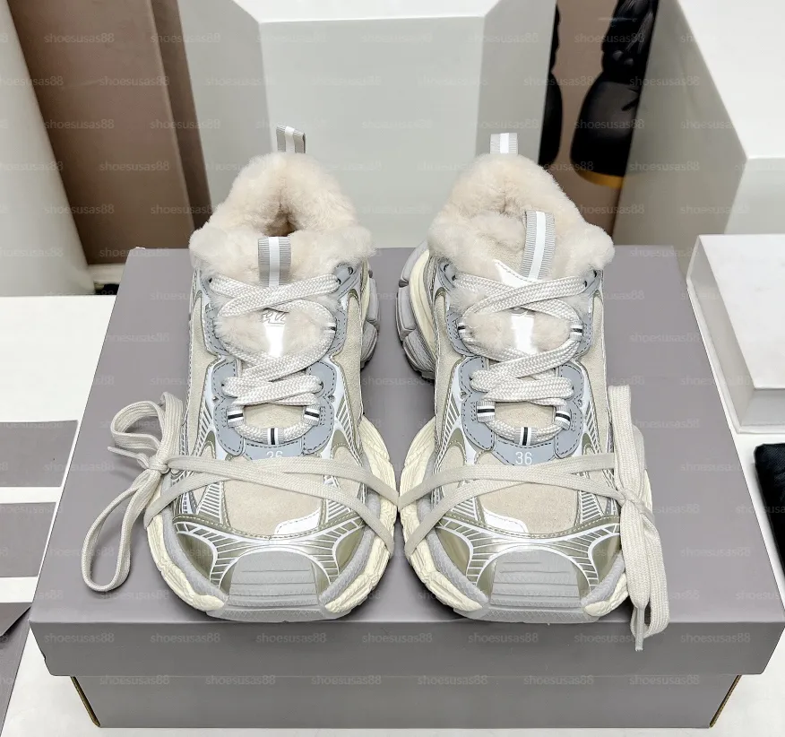 DHgate.com:Balenciaaa Bestquality Sneaker Shoes 30