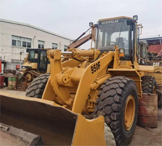 Gebruikte CAT 950F-lader voor een lage prijs, beschikbaar 938F 938G 950F 962G 966E 966F 966G 966H, wereldwijde directe verzending