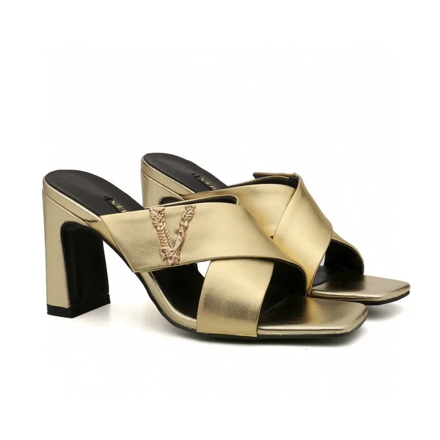 Famous sandal deals brands