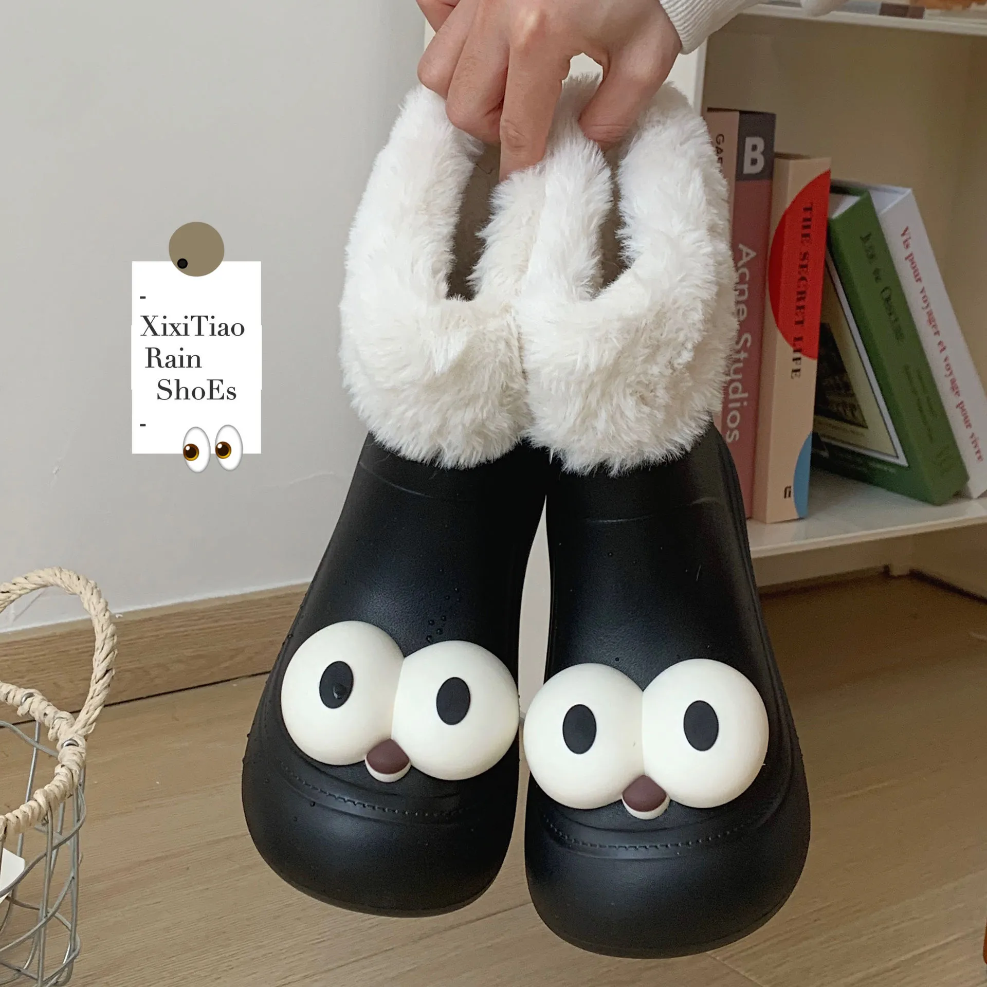 Bottes de neige noires et chaudes en peluche pour femmes, bottes de styliste amusantes et mignonnes avec de grands yeux, à la mode, imperméables pour l'extérieur