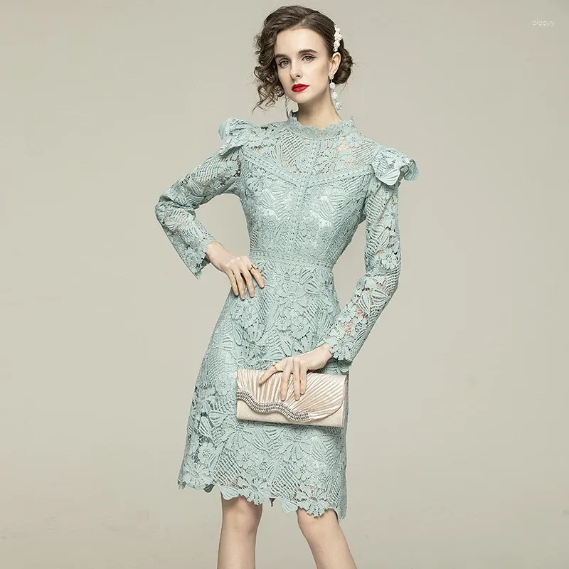 Casual Dresses Vintage Pleated Ruffled Patchwork Lace Dress Autumn Long Sleeve Crochet Hollow Temperament OL Vestidos