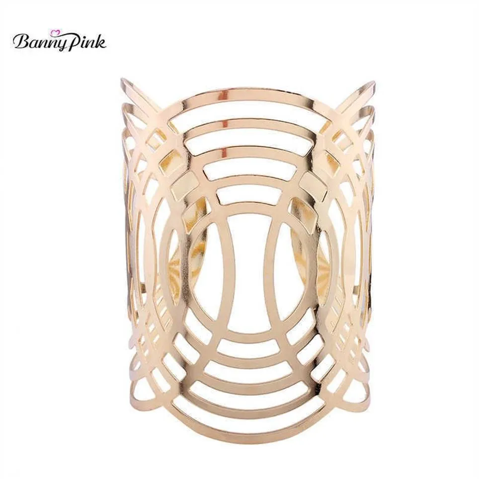 Banny Pink Chunky Alloy Hollow Geo Channel Impostazione Bracciale rigido per le donne Big Metal Bangle Gioielli a mano di moda Pulsears Q0719192q