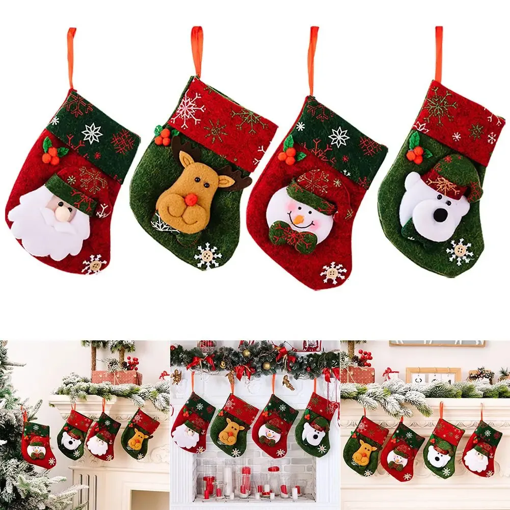 Decorações de Natal Meia Mini Meias Xmas Árvore Pendurada Decoração Papai Noel Doces Saco de Presente Para Casa Ano Navidad Pingente 231018