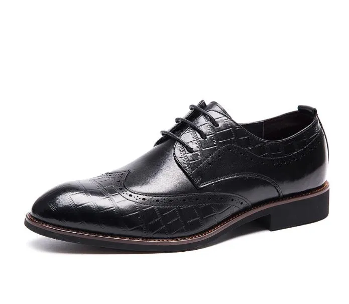 Schwarze und weiße Rindsleder-Herren-Kleiderschuhe, modische Business-Oxfords-Schuhe