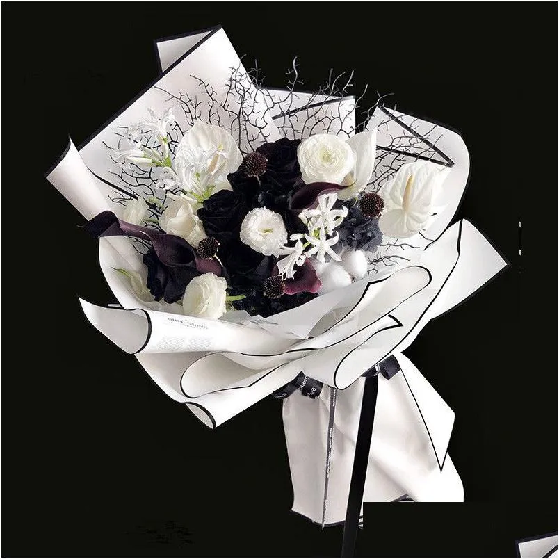 Carta da imballaggio 20 pezzi Carte da imballaggio per fiori impermeabili di colore bianco nero 60 cm Carta per bouquet Materiale per fiorista Confezione regalo artigianale 2 Dhgarden Dhjoi