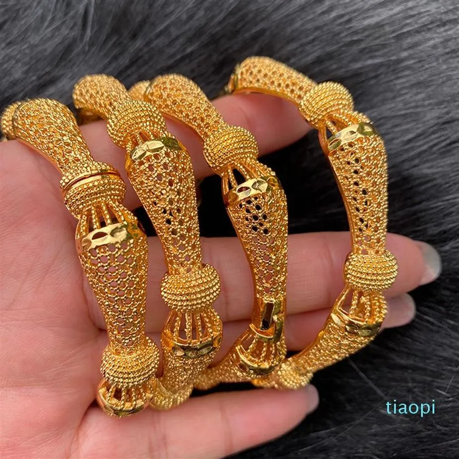 4pcs / lot Bracelets indiens couleur or BangleBracelet Dubai Bracelets pour femmes Afrique Bijoux Éthiopien Mariage Mariée Bijoux Cadeau CX22749