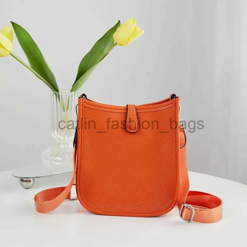 クロスボディイブニングバッグ新しい高級品質の乳バケツバケツバッグ穀物クロスボディバッグOllow-CarvedSoulder Bags Ladies Small Designer Bagcatlin_Fashion_Bag