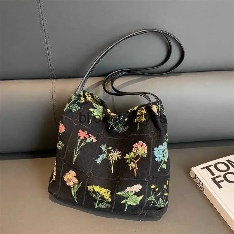 Sacs à bandoulière Sacs broderie florale femmes Soulder sac Vintage fourre-tout mode sacs à bandoulière décontracté grande capacité et sac seau Bagblieberryeyes