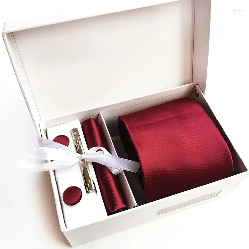 Bow Ties Gift Set för män i en låda Luxury Red Wedding Party Business Slipsar Hankerchiefs Manschettknappar Silk Jacquard Woven Suit