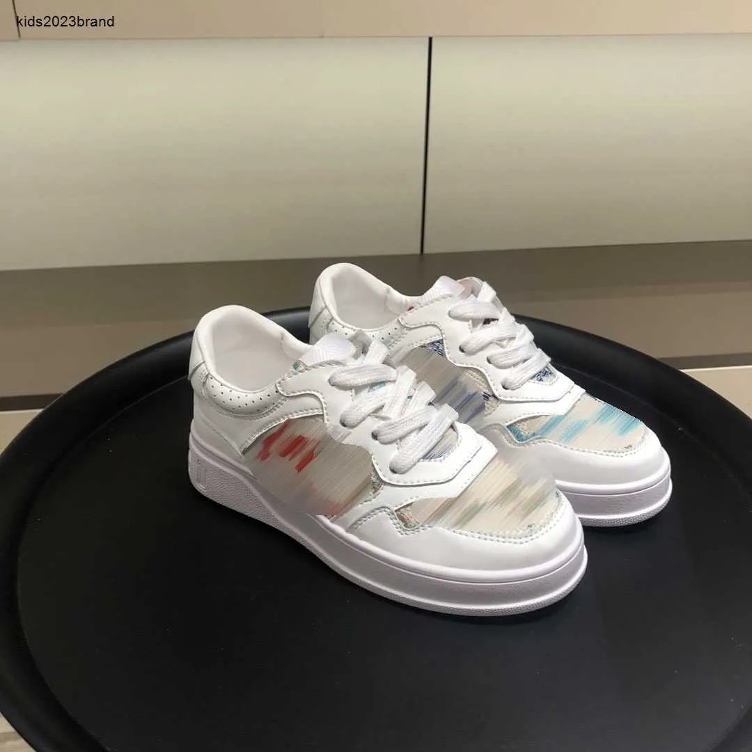 Nuove scarpe per ragazzo e ragazza Suola antiscivolo per bambini Sneakers Scatola Confezione Taglia 26-35 Fodera in pelle di pecora Scarpe casual per bambini Oct15