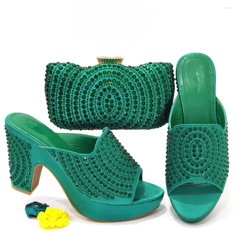 ドレスシューズファッショングリーン10cm高ヒール女性財布とクリスタル装飾アフリカンドレッシングポンプとバッグセットCR936