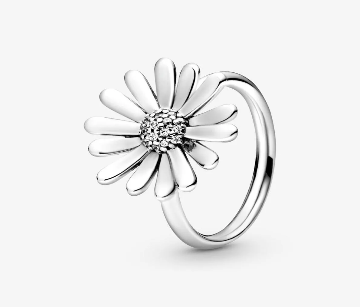 Bröllopsringar Nytt helt helt polsk bandring 925 Sterling Silver Pave Daisy Flower Statement For Women Fashion Jewelry 5305777