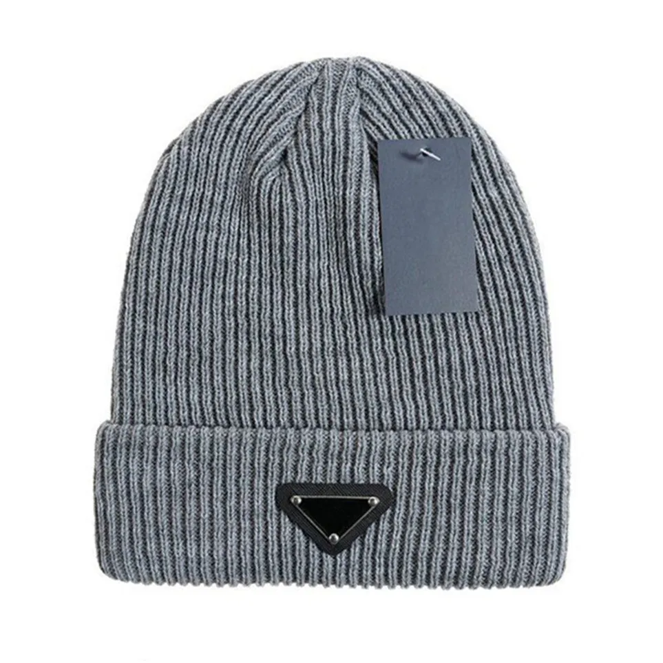 Diseñador de sombreros de punto de alta calidad de lujo de invierno de lana caliente gorros para hombres y mujeres moda al aire libre equipado sombrero casual gorra de cráneo P-7