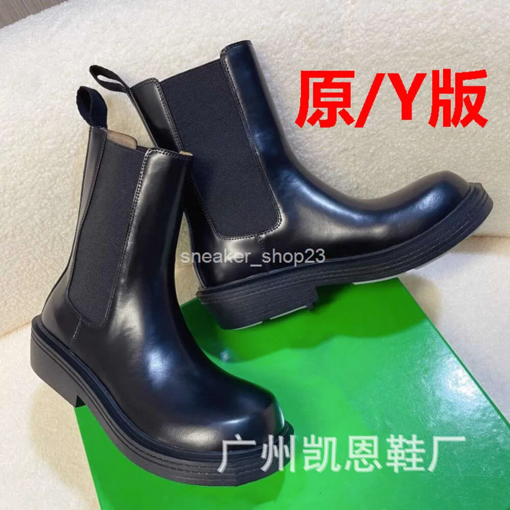 Botega Designer Boot Botteega Venetas Stivali Donna Autunno Versatile 2023 Bianco Breve suola spessa Chelsea Vera pelle Martin Donna