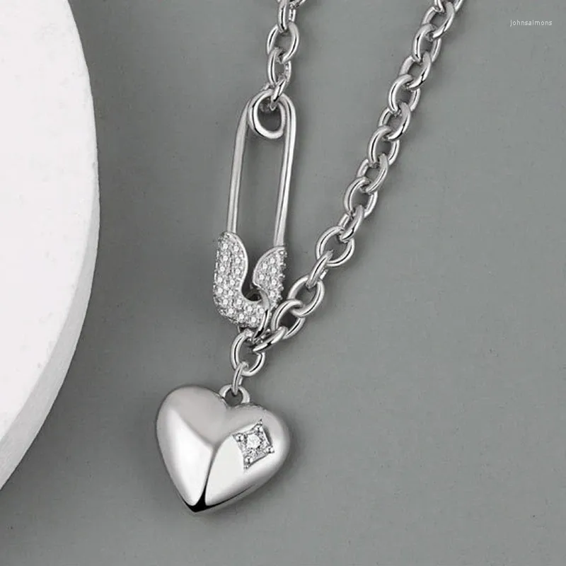 Hängen Kofsac Personlighet Zirkon Pin Love Heart Necklace For Women S925 Sterling Silver Jewelry Cool Girl Jubileum Tillbehör