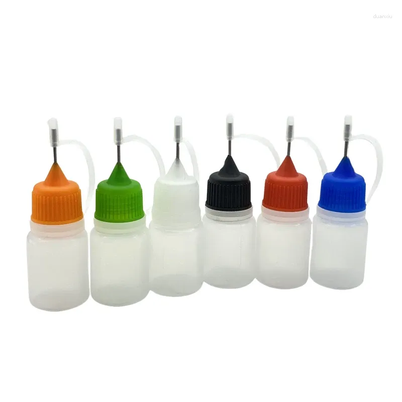 Bottiglie di stoccaggio 100 set fiala di plastica PE 5 ml contagocce vuoto con vaso per liquidi con tappo ad ago in metallo a vite