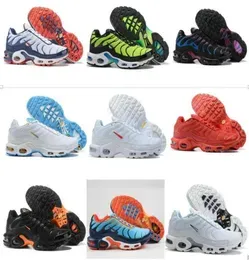 Classic Mens Shoes Black White Red Camo Frost TN Plus Ultra Sports Run Shoes Tns Requin Designer Trainer Sneakers Running shoe a69944331