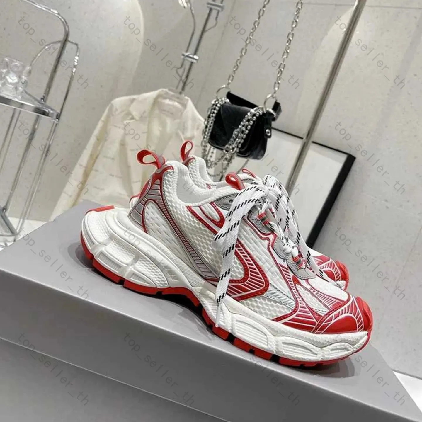 Vova balenciaga hot sale