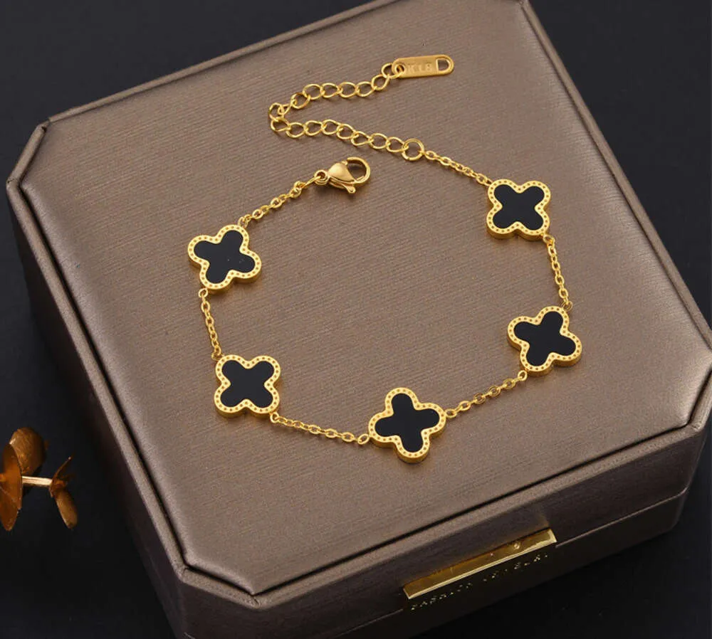19 Bracelets porte-bonheur Bracelet de créateur mode Vintage feuille collier Design de luxe bijoux de mariage Van 4/quatre cadeaux de fleurs