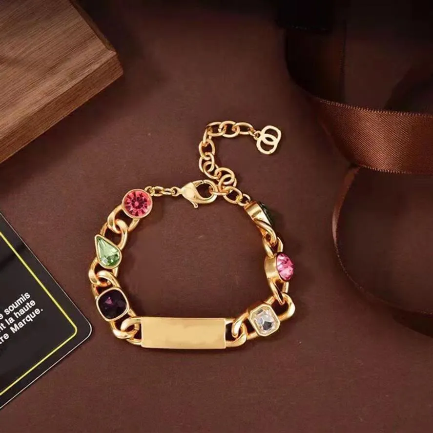 Mode gouden kleur diamanten letter naambord armband dames voor vrouwen feestverloving sieraden227S