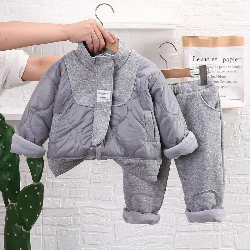 Vêtements d'hiver pour enfants, pull à manches longues, ensemble de sport épais en peluche, manteau Cardigan pour garçons et filles, pantalon long, deux pièces 231019