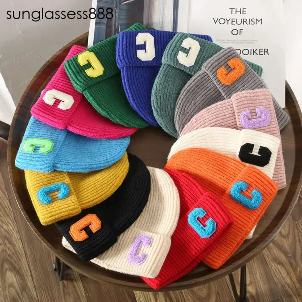 2023 New 30 Color Children's Labeled Knitted Hat Korean Edition Versatile Warm Winter Woolen Hat Autumn and Winter Student Hat Knitted