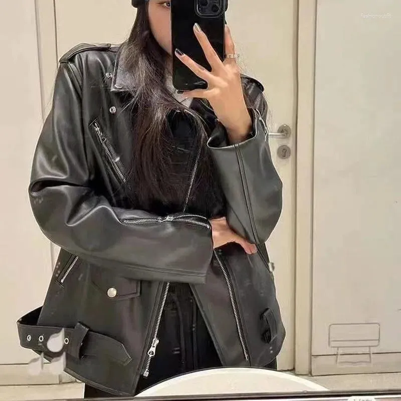 Women's Leather 2023Genuine Jacket Short Length Fashion Women Coat Spring Turn-Down Collar Clothes With Belt Moto & Biker Style